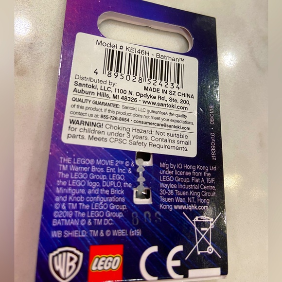 NWT. Lego Batman LED keychain/charm. Lego figure with keychain ring, with light - Picture 11 of 13